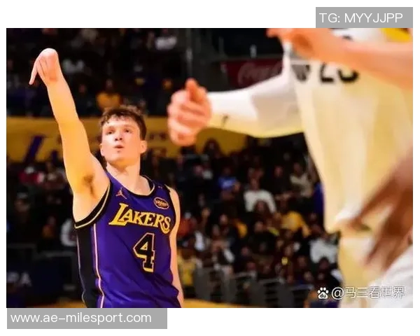 老詹父子缺席国王战美记透露其他球员均可参赛