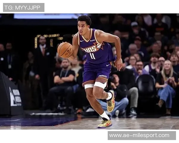 伊戈达罗表现出色22分钟内高效贡献12分3板3帽展现实力 伊戈达罗表现出色22分钟内高效贡献12分3板3帽展现实力