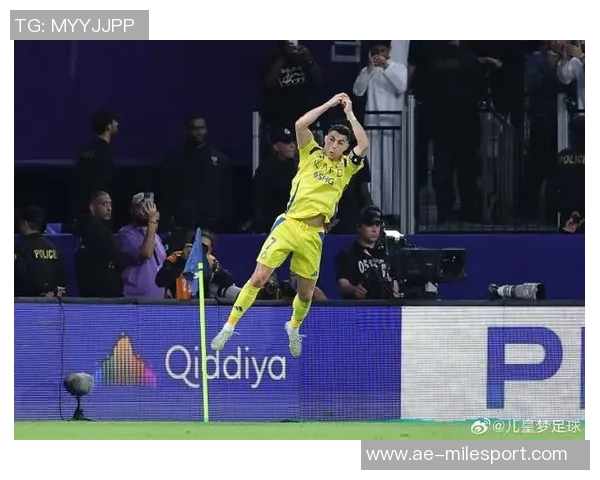 C罗梅开二度助利雅得逆转胜利庆祝照分享展现拼搏精神 C罗梅开二度助利雅得逆转胜利庆祝照分享展现拼搏精神