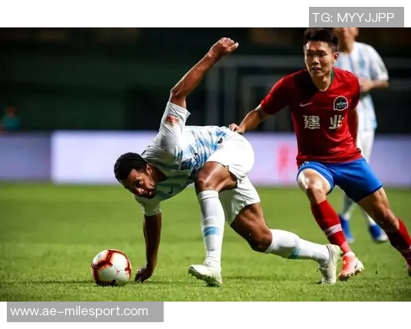 比尔森胜利主帅感慨难忘夜晚坚持进攻而非死守展现球队斗志 比尔森胜利主帅感慨难忘夜晚坚持进攻而非死守展现球队斗志